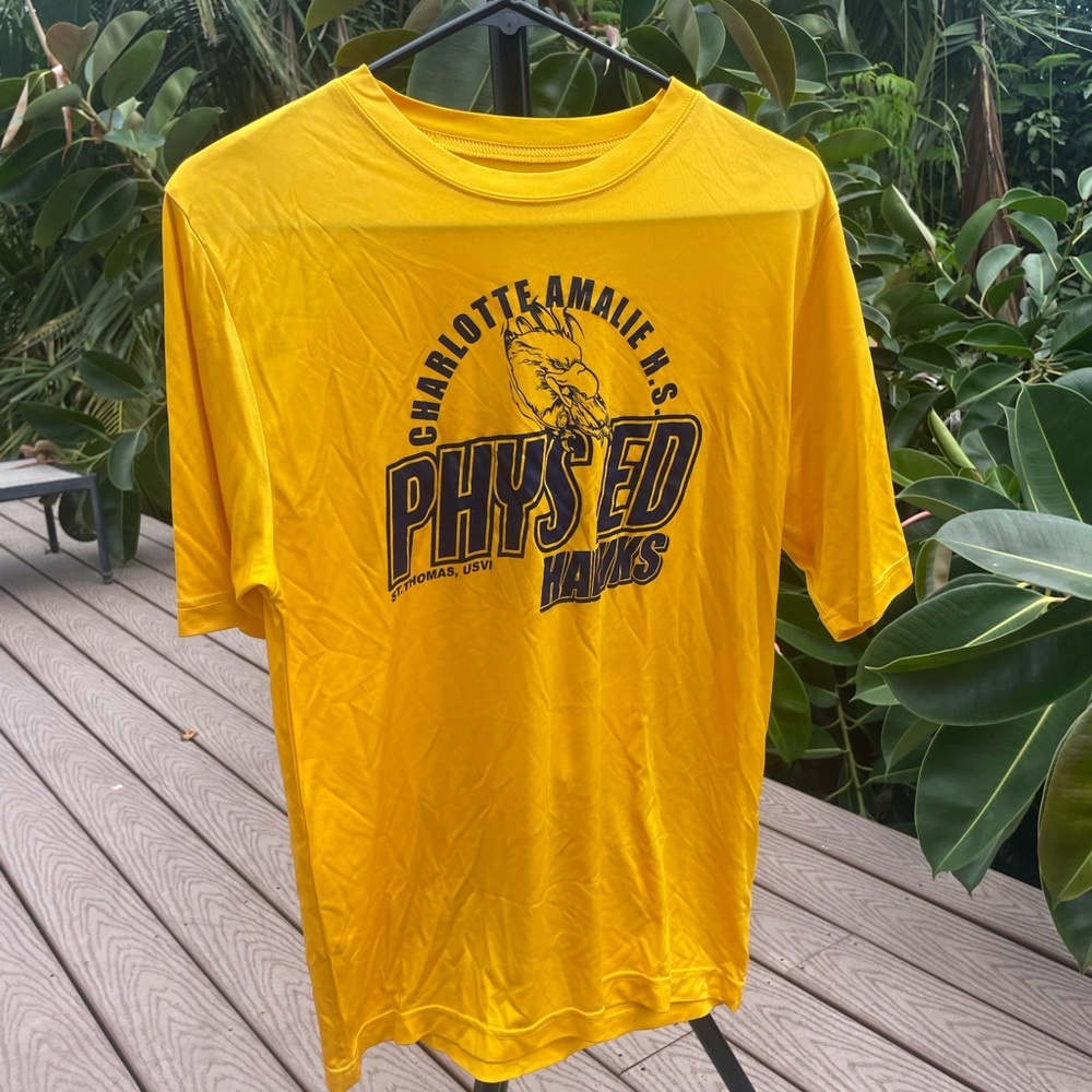 Team 365 Moisture Wicking  yellow 100% Polyester T-Shirt size small